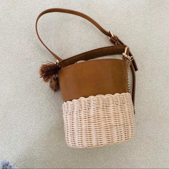 Bucket Bag - Picture 5 of 6